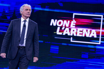 Perché “Non è l'arena” di Massimo Giletti è stato sospeso da La7?