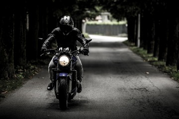 Hai una moto? Fai attenzione a questa nuova norma UE