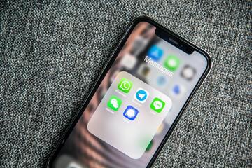 iOS 26 in arrivo. Quando esce, su quali iPhone e quanto spazio serve