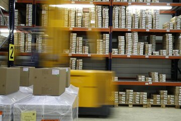 Il magazzino che vale oro: la scommessa del “destocking” per dare ossigeno alle piccole imprese