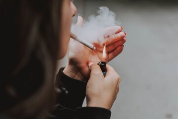 Sigarette, il prezzo schizza oltre i €10? La proposta che spaventa i fumatori