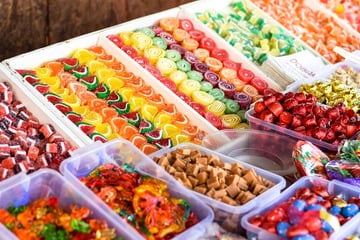 Iconica fabbrica di caramelle entra nel settore difesa. I suoi alimenti scadono tra 30 anni 
