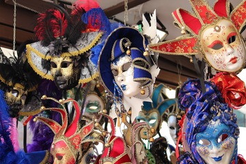 Carnevale 2023, frasi e immagini per il martedì grasso