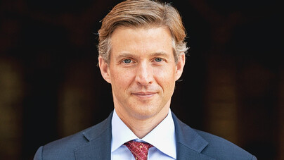 Alec Ross, da collaboratore di Obama a consigliere della Clinton: quale futuro per innovazione e democrazia globale?