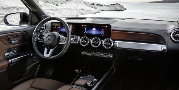 mercedes-benzglb38-420194-7ffea.jpg